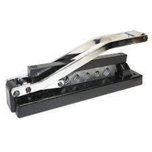 DESCRIPTION: (1) HEAVY DUTY BENCH CRIMPING TOOL BRAND/MODEL: INTERSTATE #H8 005870 RETAIL$: $112.01 EA SIZE: 5 DIES QTY: 1