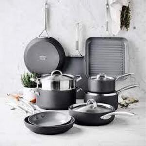 DESCRIPTION: 14-PIECE NON-STICK COOKWARE SET BRAND/MODEL: GREENPAN PARIS PRO RETAIL$: $489.00 QTY: 1