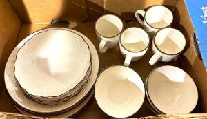 DESCRIPTION: DECORATIVE SMALLWARE SET- WHITE QTY: 1