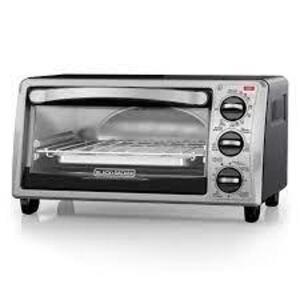 DESCRIPTION: (1) TOASTER OVEN BRAND/MODEL: BLACK AND DECKER INFORMATION: STAINLESS RETAIL$: 40.00 EA SIZE: 4 SLICE QTY: 1