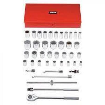 DESCRIPTION: (1) SOCKET SET BRAND/MODEL: PROTO #J55106A INFORMATION: ORANGE CARRY CASE RETAIL$: $2150.32 TOTAL SIZE: 3/4" DRIVE QTY: 1