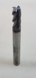 DESCRIPTION: (4) SOLID CARBIDE SQ END MILLS BRAND/MODEL: ISCAR ECI-4-4R 250-500-C020 IC900 RETAIL$: $ 57.50 EA SIZE: 1/4" DIA 1/2" LOC QTY: 4