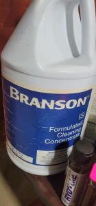 DESCRIPTION: (2) ULTRASONIC CLEANER SOLUTION BRAND/MODEL: BRANSON RETAIL$: $100.00 EA SIZE: 1 GALLON QTY: 2
