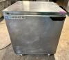 DESCRIPTION: BEVERAGE AIRE 27" SINGLE DOOR UNDER COUNTER COOLER BRAND / MODEL: BEVERAGE AIRE UCR27A-24-23 ADDITIONAL INFORMATION 115 VOLT, 1 PHASE. PO