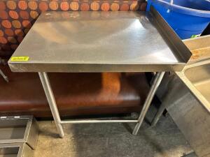 DESCRIPTION: 24" X 30" STAINLESS RIGHT SIDE CLEAN TABLE - ONE SET OF LEGS SIZE 30" X 24" LOCATION: BAY 6 QTY: 1