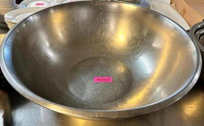 DESCRIPTION: 20" STAINLESS MIXING BOWL SIZE 20" LOCATION: BAY 6 QTY: 1