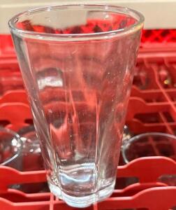 DESCRIPTION: (25) 16 OZ BAR GLASSES. SOLD WITH GLASS RACK SIZE 16 OZ LOCATION: BAY 6 THIS LOT IS: SOLD BY THE PIECE QTY: 25