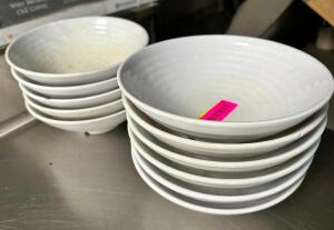 DESCRIPTION: (10) 9" PLASTIC SALAD BOWLS SIZE 9" LOCATION: BAY 6 THIS LOT IS: SOLD BY THE PIECE QTY: 10