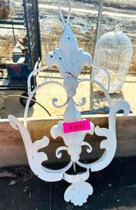 WHITE FRENCH STYLE METAL ART