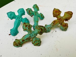 (4) METAL CROSSES