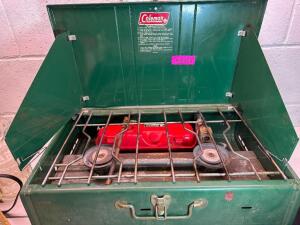 VINTAGE COLEMAN CAMPING STOVE