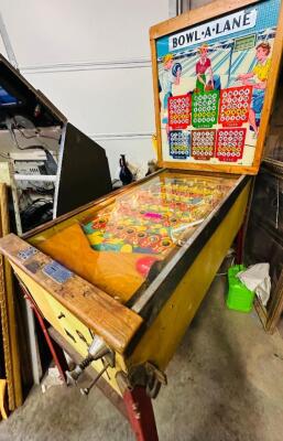 BOWL A LANE PIN BALL MACHINE - NOT IN GREAT SHAPE