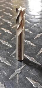 (7) INTERSTATE 3/8" HSS SQUARE END MILL