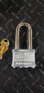 (6) MASTER LOCK KEYED ALIKE PADLOCKS