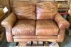 DESCRIPTION: 60" GENUINE LEATHER LOVESEAT- BOWDEN BROWN BRAND/MODEL: LANE LEATHER INFORMATION: GOOD CONDITION SIZE: 60"