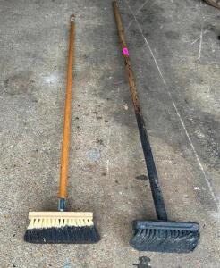 DESCRIPTION: (2) LONG HANDLE ASPHALT BRUSHES LOCATION: GARAGE QTY: 2