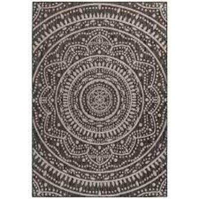 DESCRIPTION: (1) AREA RUG BRAND/MODEL: MAINSTAYS #MS19-619-261-62 INFORMATION: GREY, MEDALLION RETAIL$: $89.00 EA SIZE: 6'6" X 9'6" QTY: 1