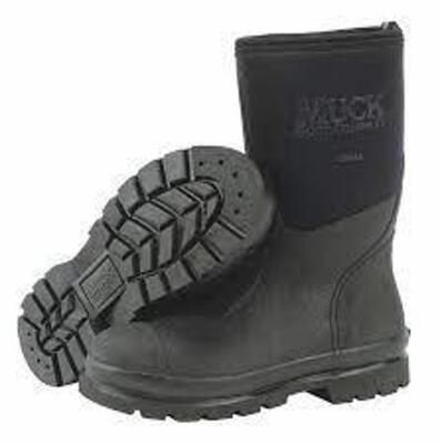 DESCRIPTION: (1) PAIR OF RUBBER BOOTS BRAND/MODEL: MUCK #21A626 INFORMATION: BLACK RETAIL$: $167.24 EA SIZE: 10 QTY: 1