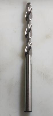 DESCRIPTION: (1) TAPER LENGTH DRILL BIT BRAND/MODEL: PRECISION TWIST DRILL 051036 RETAIL$: 48.94 SIZE: 9/16" QTY: 1