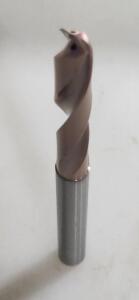 DESCRIPTION: (1) SOLID CARBIDE COOLANT FED DRILLS BRAND/MODEL: EXTENDED LENGTH INFORMATION: MITSUBISHI CARBIDE MVS0953X03S100 RETAIL$: 248.42 SIZE: .3