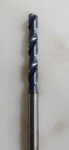 DESCRIPTION: (2) SOLID CARBIDE 5XD DRILL BRAND/MODEL: SUMITOMO U100LHV RETAIL$: 199.71 SIZE: 10mm QTY: 2