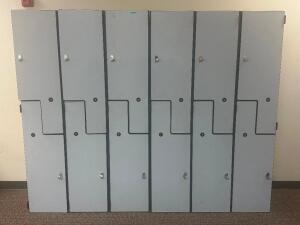 DESCRIPTION: 72" / 12 COMPARTMENT LOCKER SYSTEM SIZE: SEE PHOTOS LOCATION: CLINIC 6 THIS LOT IS: ONE MONEY QTY: 1