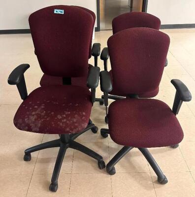 DESCRIPTION: (2) - PC. MATCHING ROLLING OFFICE CHAIR SET LOCATION: OPEN AREA BETWEEN CLINIC 9 & 10 THIS LOT IS: SOLD BY THE PIECE QTY: 2