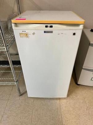 DESCRIPTION: MINI FRIDGE ADDITIONAL INFORMATION 115 VOLT, 1 PHASE LOCATION: LAUNDRY QTY: 1