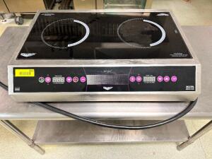 VOLLRATH PROFESSIONAL SERRIES DUAL HOB SIDE BY SIDE INDUCTION COOKTOP