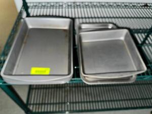 (1) LOT OF ASSORTED SMALL BAKING PANS