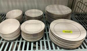 (12) SETTING GIBSON CHINA PLATE SET.