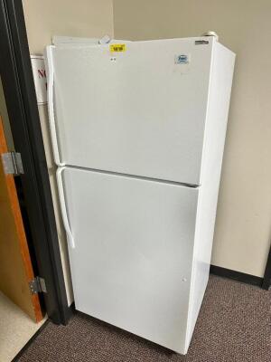 TWO DOOR HOUSE HOLD REFRIGERATOR / FREEZER