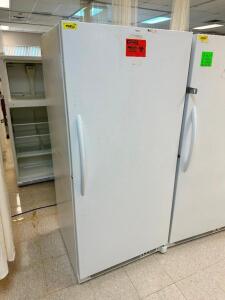 UPRIGHT COMMERCIAL FREEZER