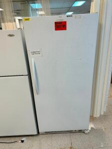 UPRIGHT COMMERCIAL FREEZER