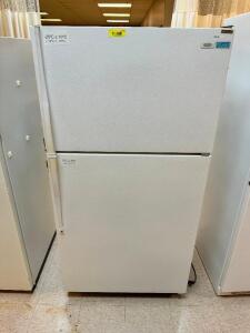 TWO DOOR HOUSE HOLD REFRIGERATOR / FREEZER