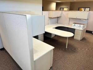 (8) PERSON SECTIONS OF TAN PARTITIONS AND CUBICAL DESKS