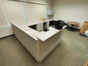 16' X 8' CUBICAL DESK W/ PARTITIONS