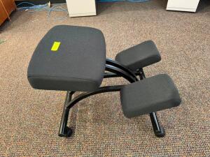 UPHOLSTERED CHAIR W/ FOOT RESTS