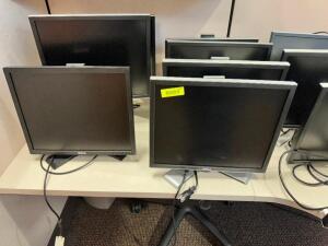 (4) 15" LCD COMPUTER SCREENS