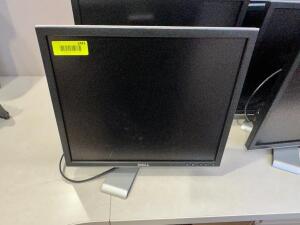 (4) 15" LCD COMPUTER SCREENS