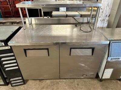 TRUE TWO DOOR WORK TOP PREP COOLER W/ RISER SHELF AND HEAT LAMP