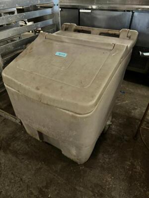 DON ROLL ABOUT PLASTIC ICE BIN CADDY