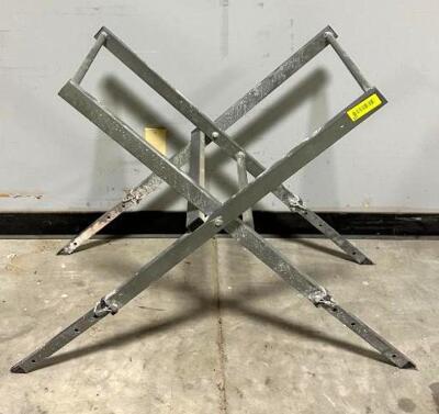 DESCRIPTION: 24" METAL FOLDING STAND SIZE: 24"X18"X36" LOCATION: WAREHOUSE QTY: 1