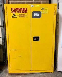 DESCRIPTION: 45 GALLON FLAMMABLE CHEMICAL CABINET BRAND/MODEL: JAMCO MB45 INFORMATION: CONTENTS NOT INCLUDED SIZE: 43"X18.5"X65" LOCATION: WAREHOUSE Q