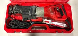 DESCRIPTION: 15A 1-1/4" STROKE ORBITAL SUPER SAWZALL RECIPROCATING SAW WITH CASE BRAND/MODEL: MILWAUKEE 6538-21 LOCATION: TOOL ROOM QTY: 1
