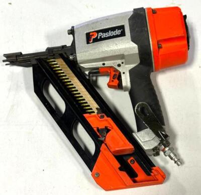 DESCRIPTION: 30-DEGREE COMPACT FRAMING NAILER BRAND/MODEL: PASLODE F325R LOCATION: TOOL ROOM QTY: 1