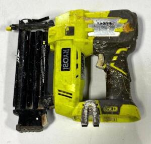 DESCRIPTION: 18V ONE+ AIRSTRIKE 18 GAUGE BRAD NAILER (NO BATTERY) BRAND/MODEL: RYOBI P320 LOCATION: TOOL ROOM QTY: 1