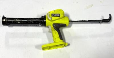 DESCRIPTION: 18V ONE+ 10 OZ. CAULK/ADHESIVE GUN (NO BATTERY) BRAND/MODEL: RYOBI P310G LOCATION: TOOL ROOM QTY: 1