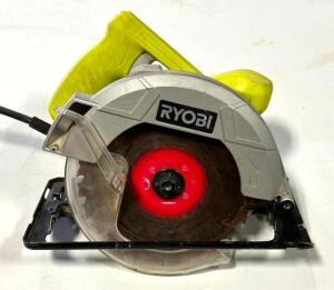 DESCRIPTION: 13A ELECTRIC 7-1/4" CIRCULAR SAW BRAND/MODEL: RYOBI CSB125 LOCATION: TOOL ROOM QTY: 1