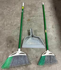 DESCRIPTION: (2) BROOMS AND DUSTPAN LOCATION: WAREHOUSE QTY: 2